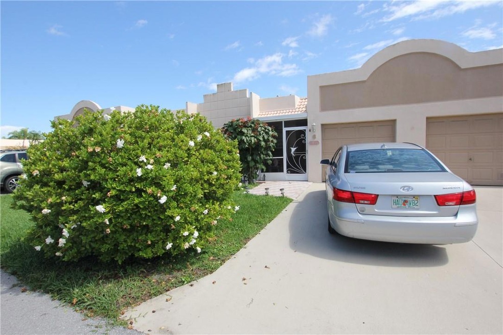 9111 Fairbanks Ln unit 6, Boca Raton, FL 33496 - photo 1