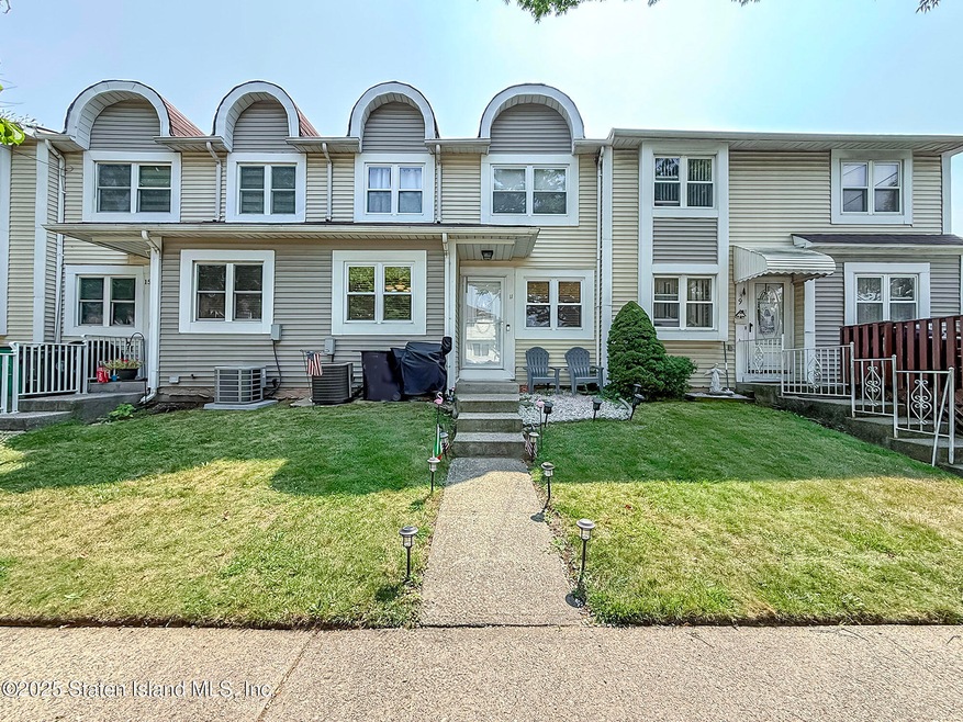 11 Cooper Terrace unit 51, Staten Island, NY 10314 - photo 1