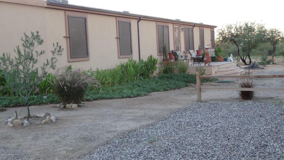 6200 S Valencia Ranch Rd, Tucson, AZ 85735 - photo 1