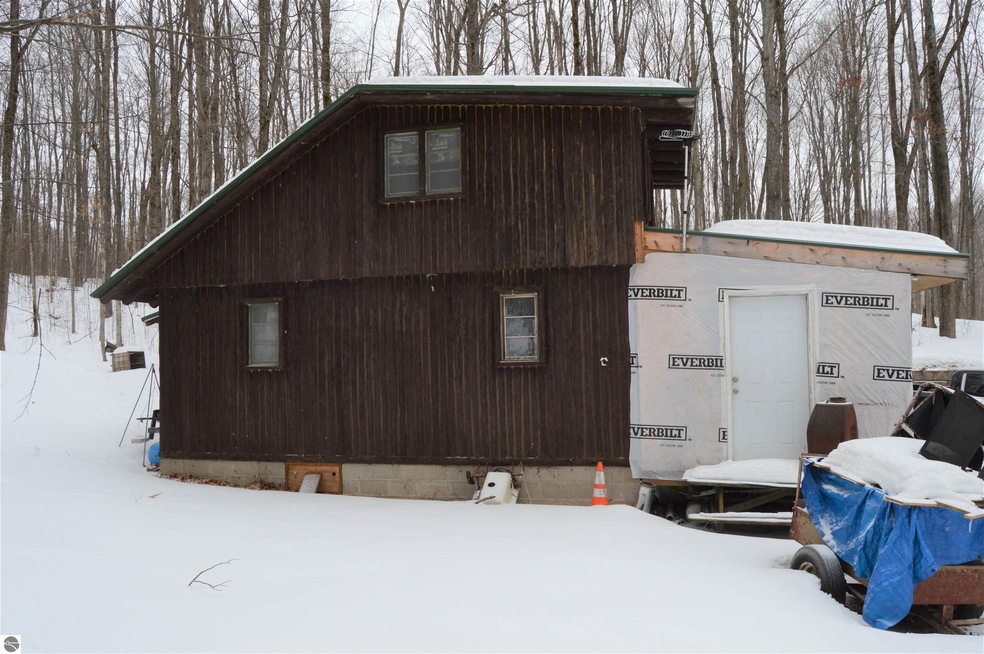 1556 S Magee Rd, Vanderbilt, MI 49795 - photo 1