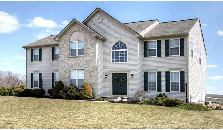 224 E Harvest Dr, New Castle, DE 19720 - photo 1