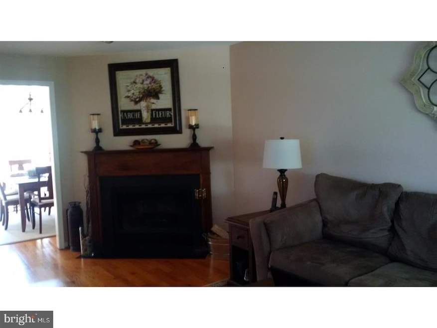 538 E Saxony Dr unit 538, Exton, PA 19341 - photo 1