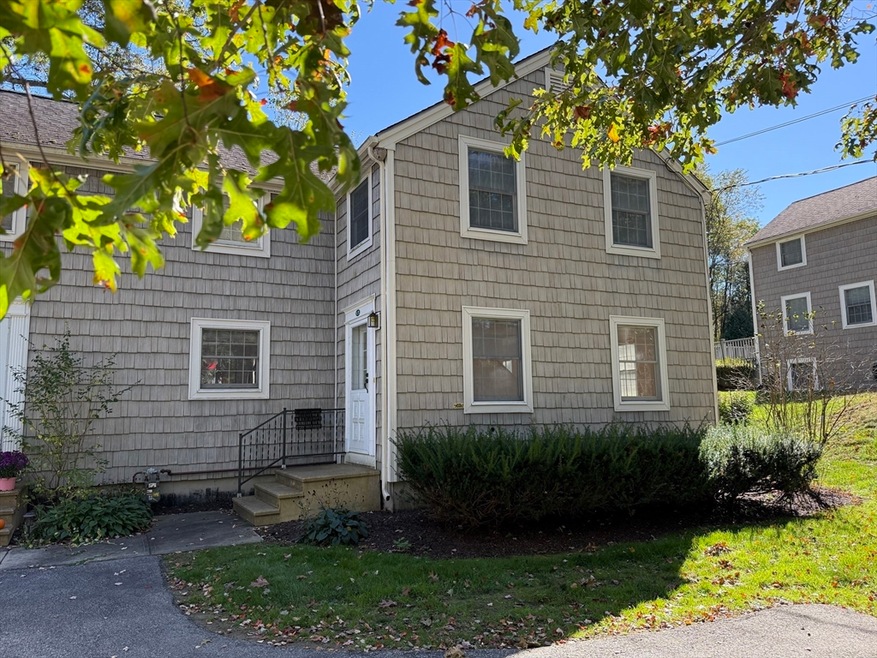 58 Laurel St unit B, Greenfield, MA 01301 - photo 1