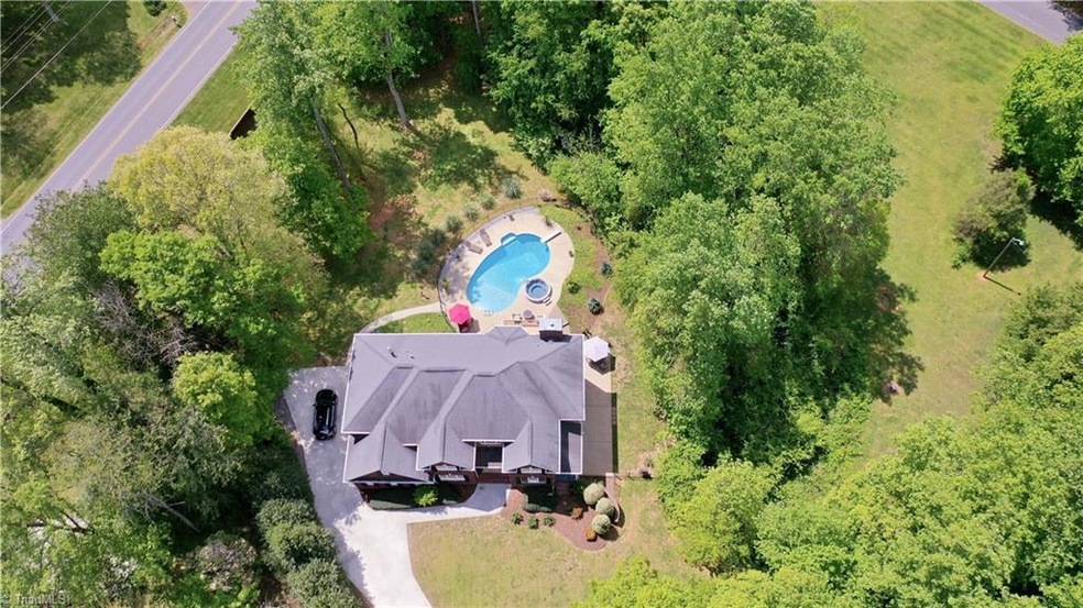 3126 Meadow Rue Ln, Statesville, NC 28625 - photo 1