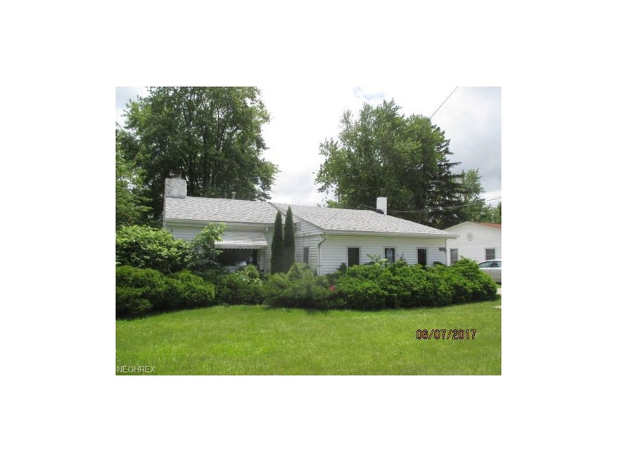 4364 E Lake Rd, Sheffield Lake, OH 44054 - photo 1