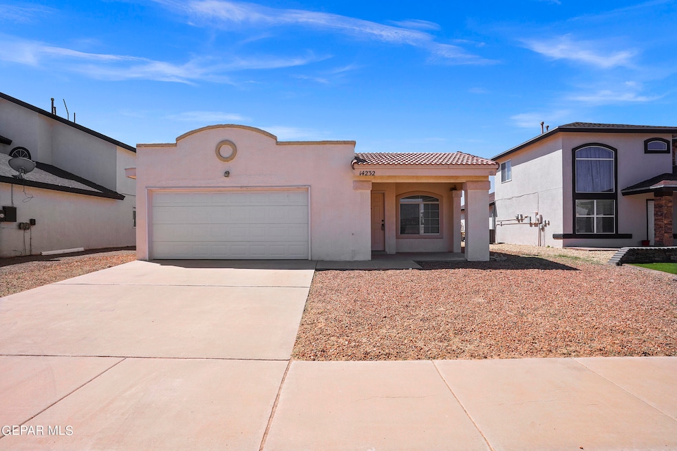 14232 Desert Cloud Dr, Horizon City, TX 79928 - photo 1