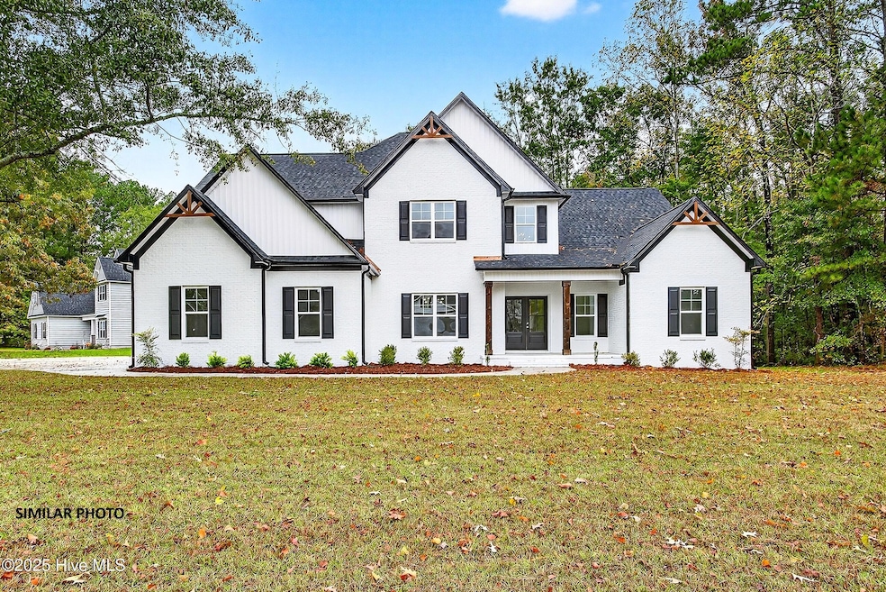 910 Montague Ct, Jacksonville, NC 28546 - photo 1