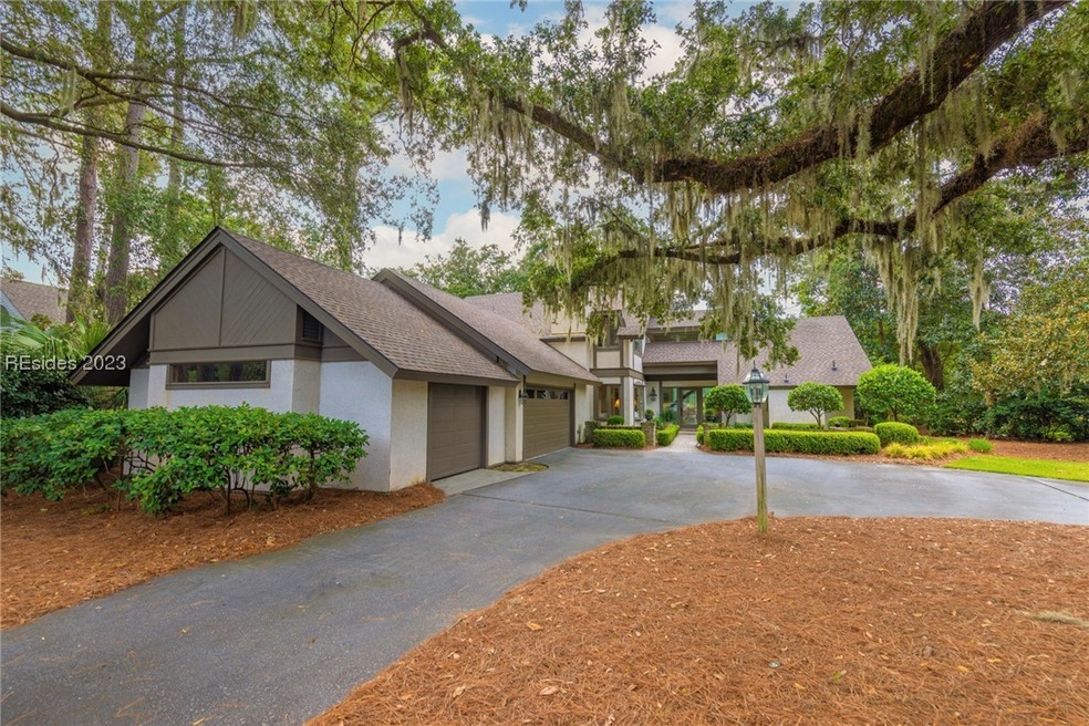 Front of Home with Large Live Oak