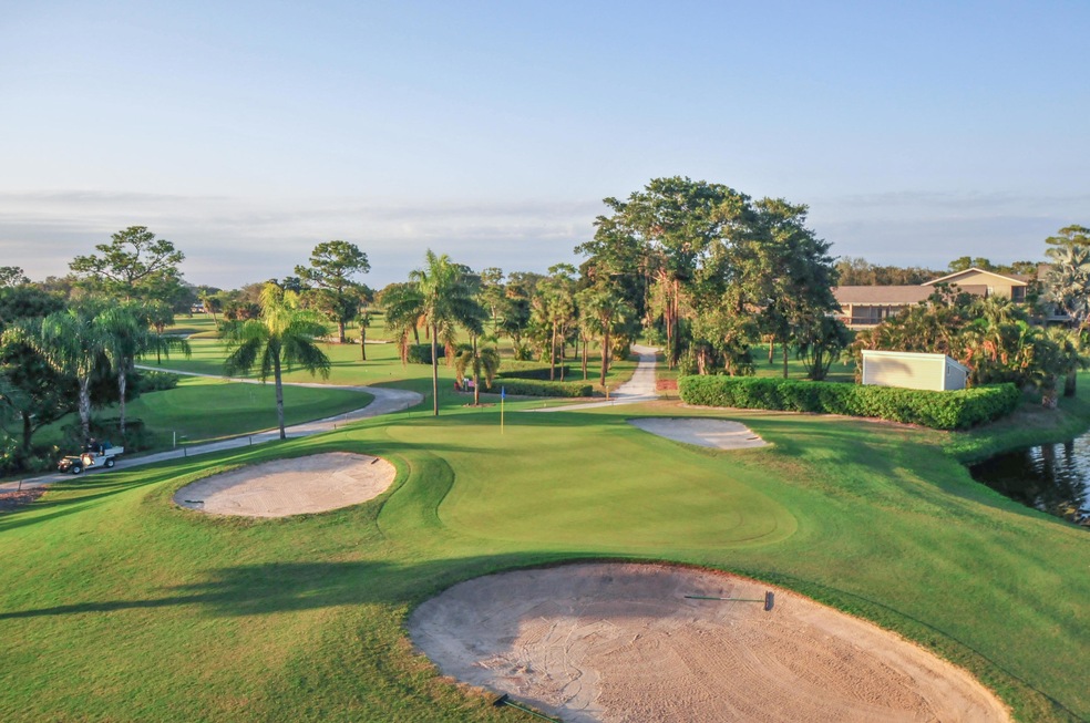 Golf - 18th Hole