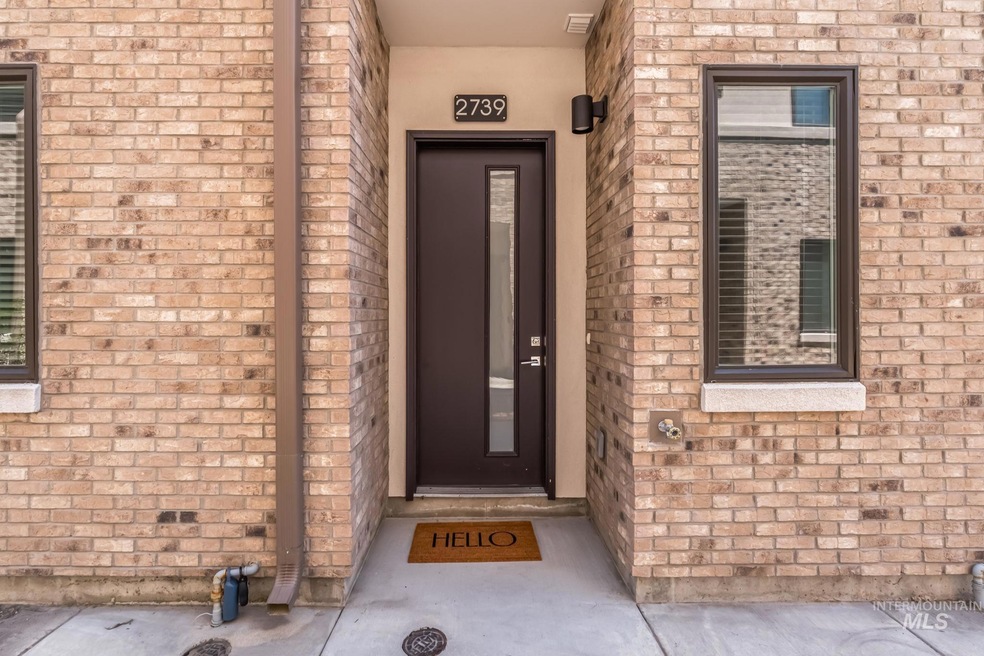 Sold • Co-Listing Agent