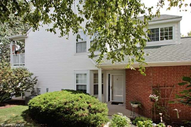 110 Huntington St unit A, Lake Bluff, IL 60044 - photo 1