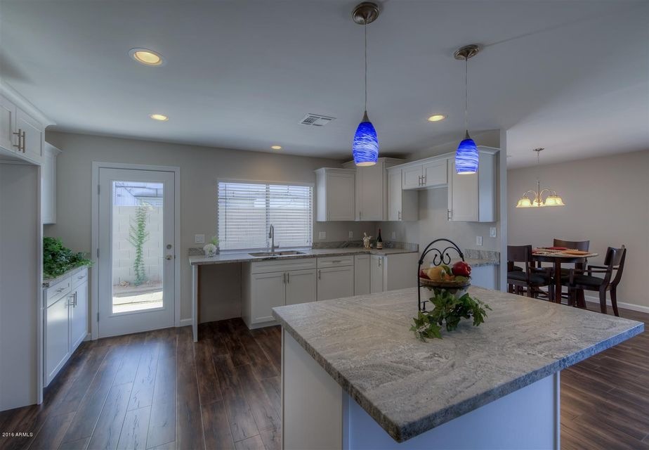 007_Kitchen ~ Dining Room