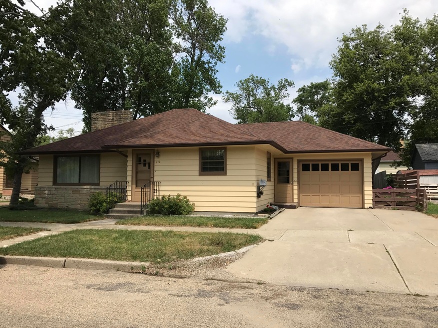 Sullivan 212 W 7th Ave Webster (13)