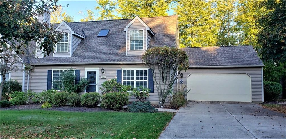 WELCOME TO THIS LOVELY COVINGTON CONDO!