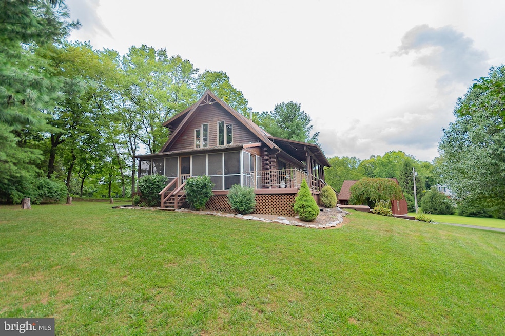 1337 Cedar Ln, Shepherdstown, WV 25443 - photo 1