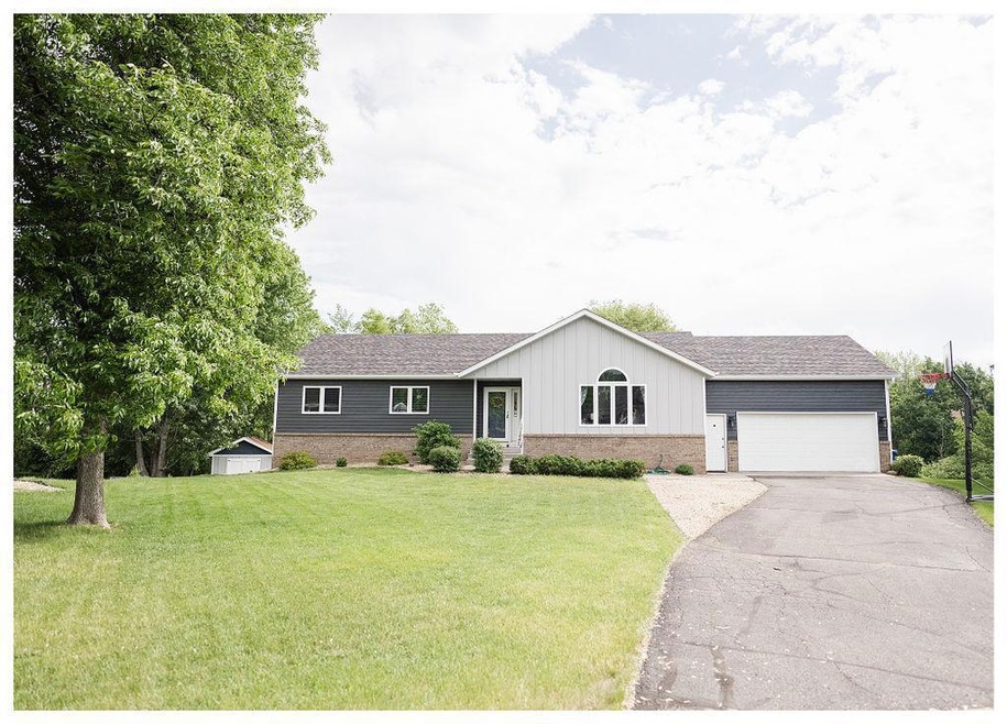 707 Erickson Ct, Sauk Rapids, MN 56379 - photo 1