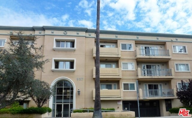 937 12th St unit 209, Santa Monica, CA 90403 - photo 1