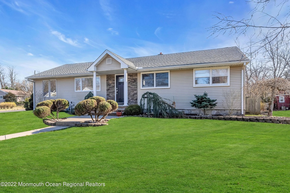 9 Klein St, Oakhurst, NJ 07755 - photo 1