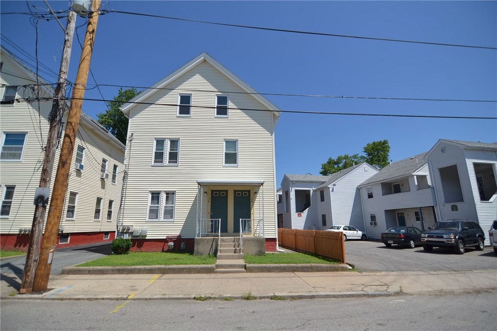 32 Clark Ave, Pawtucket, RI 02860 - photo 1