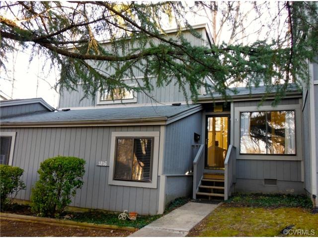 Front Exterior:  New roof in 2013. New siding and 