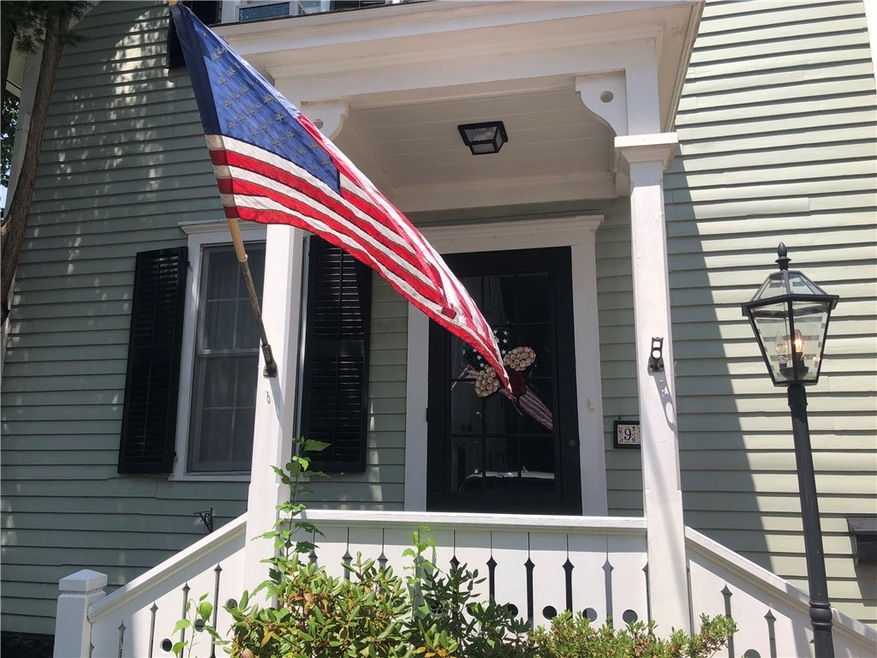 9 Church St, Bristol, RI 02809 - photo 1