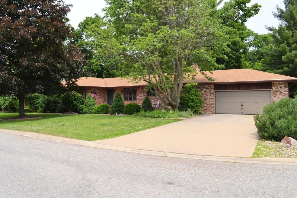 7896 W 82nd Ct, Crown Point, IN 46307 - photo 1