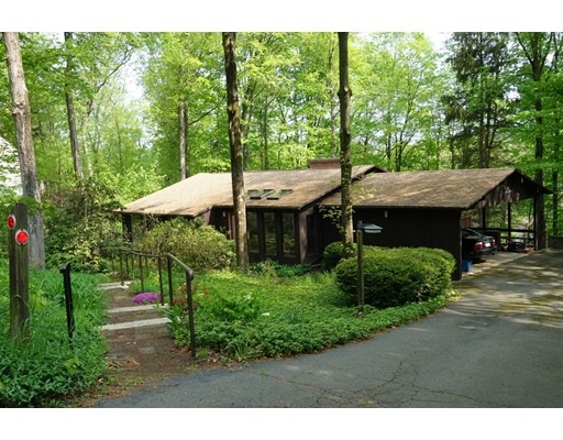 23 Morgan Cir, Amherst, MA 01002 - photo 1