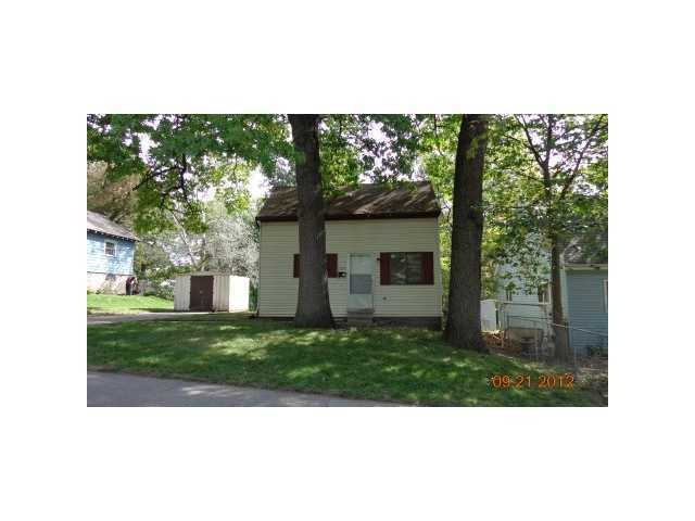 1225 Lathrop St, Lansing, MI 48912 - photo 1