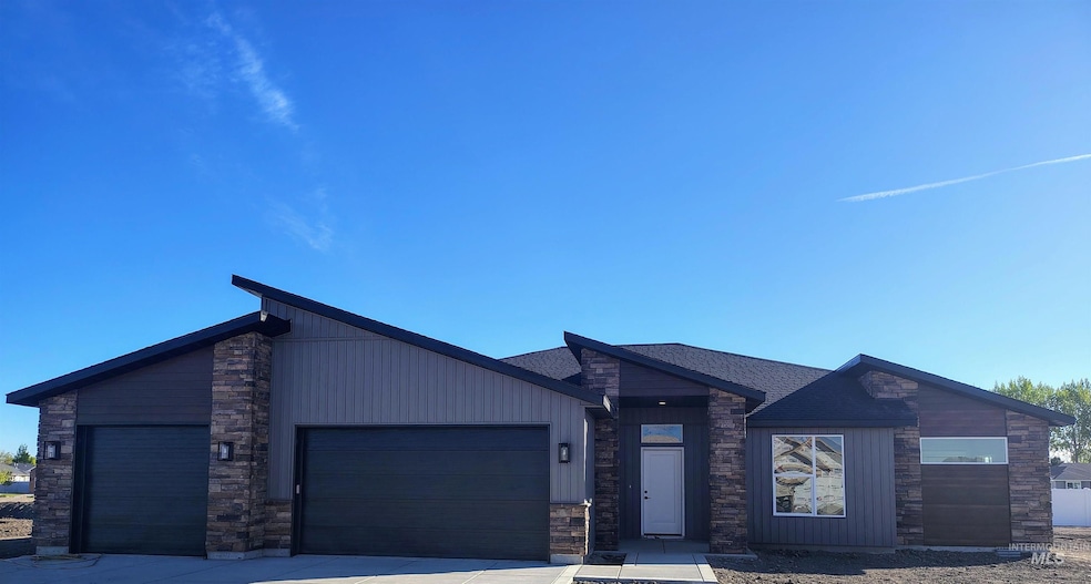 Pending $479,000