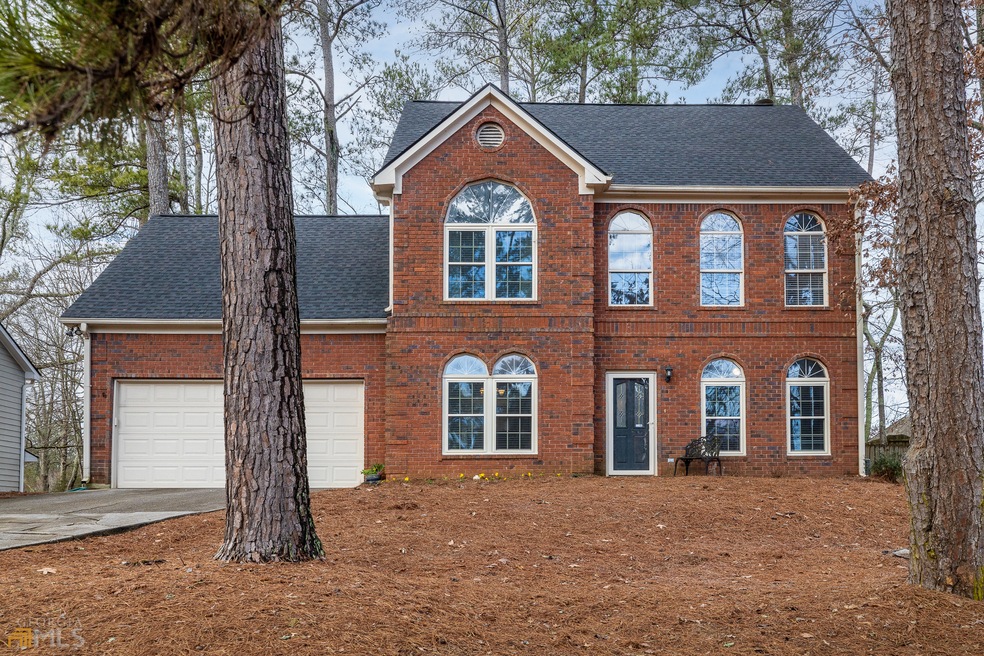 4070 Pineset Dr, Alpharetta, GA 30022 - photo 1