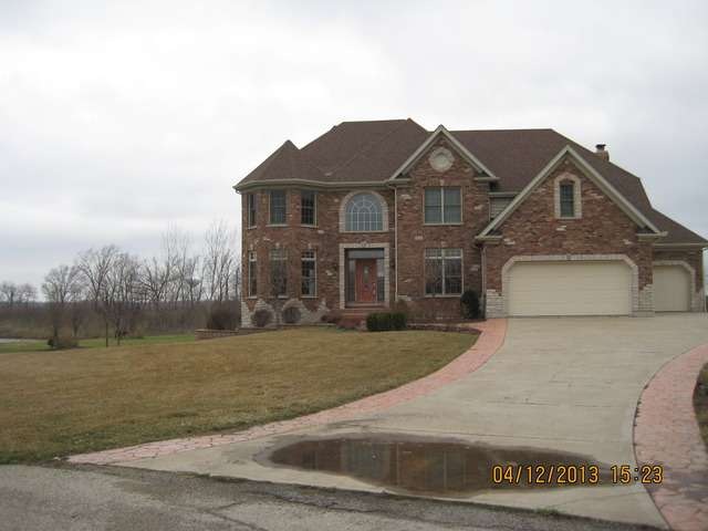 5520 Bluestem Ct, Oswego, IL 60543 - photo 1