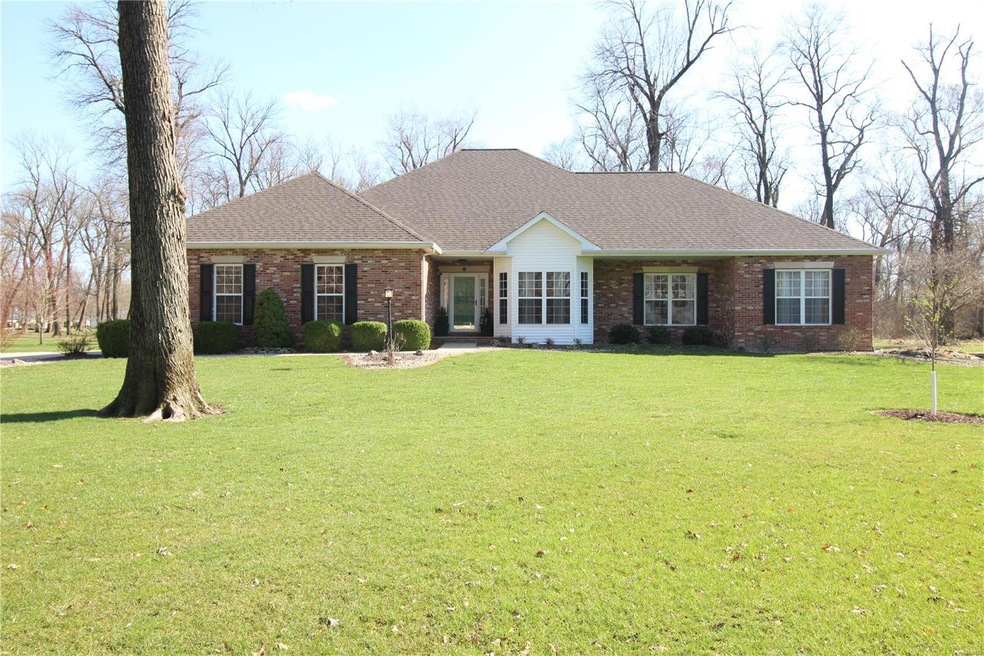 11 Dublin Dr, Granite City, IL 62040 - photo 1