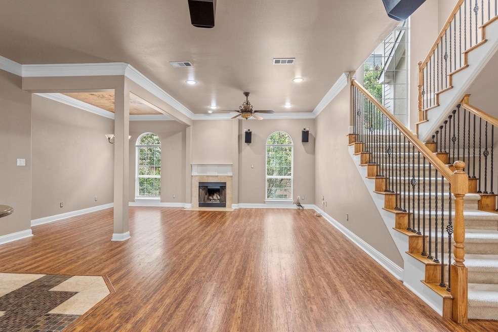 5807 Lewis St, Dallas, TX 75206 - photo 1