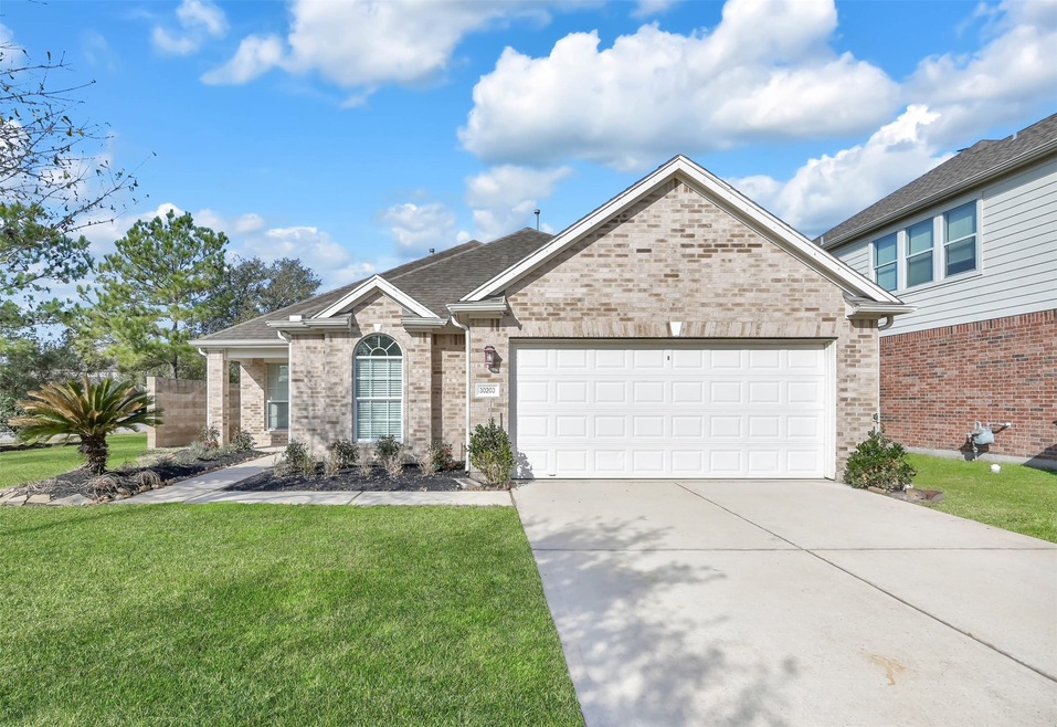 30203 Castle Forest Dr, Spring, TX 77386 - photo 1