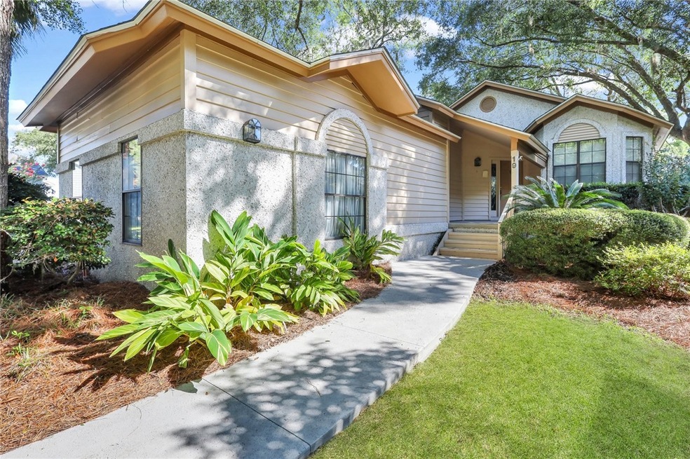 19 W Lake Dr, Saint Simons Island, GA 31522 - photo 1
