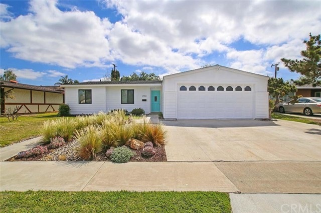 Great curb appeal!