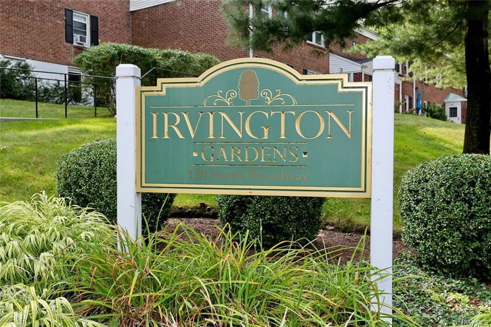 120 N Broadway unit 5C, Irvington, NY 10533 - photo 1