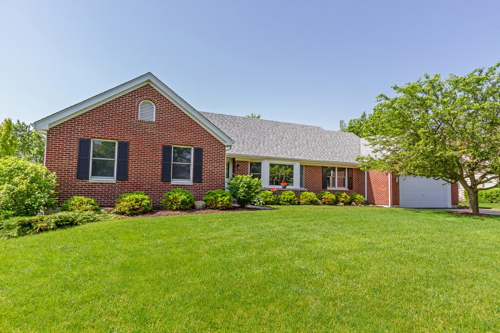 3551 Lakeview Dr, Algonquin, IL 60102 - photo 1