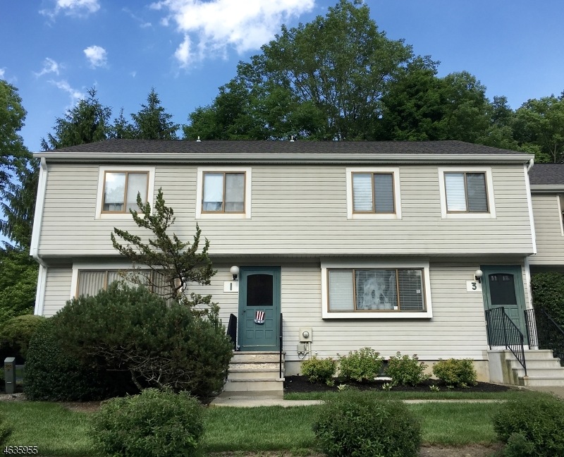 1 Fox Tail Ln, Hamburg, NJ 07419 - photo 1