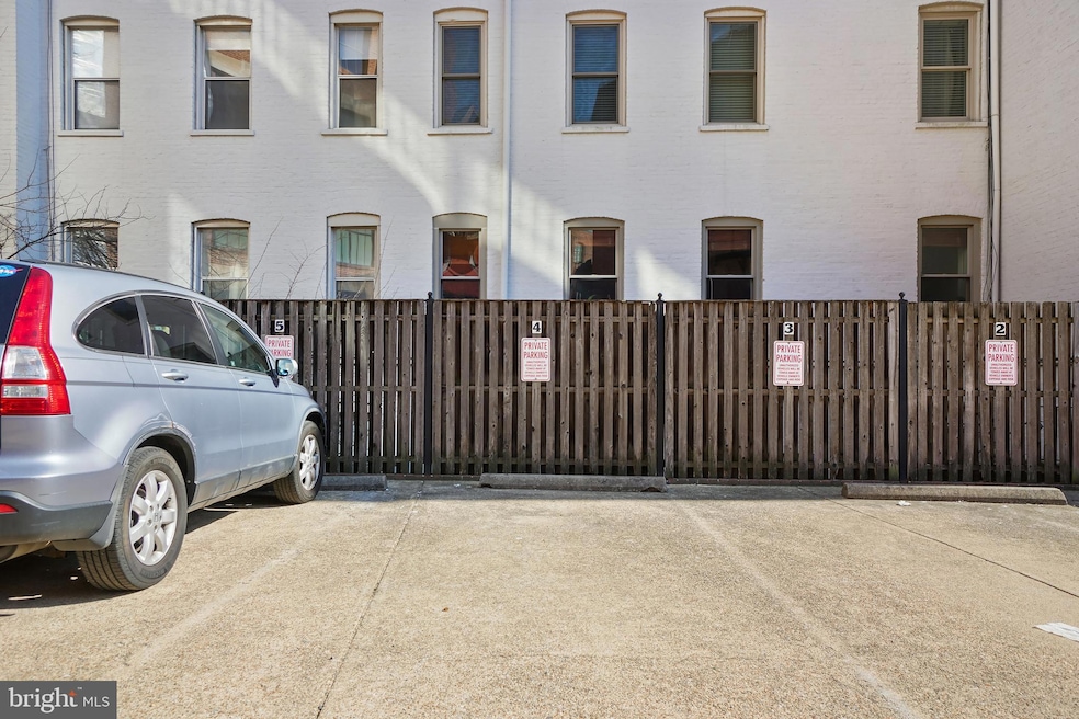 1926 New Hampshire Ave NW unit P-4, Washington, DC 20009 - photo 1