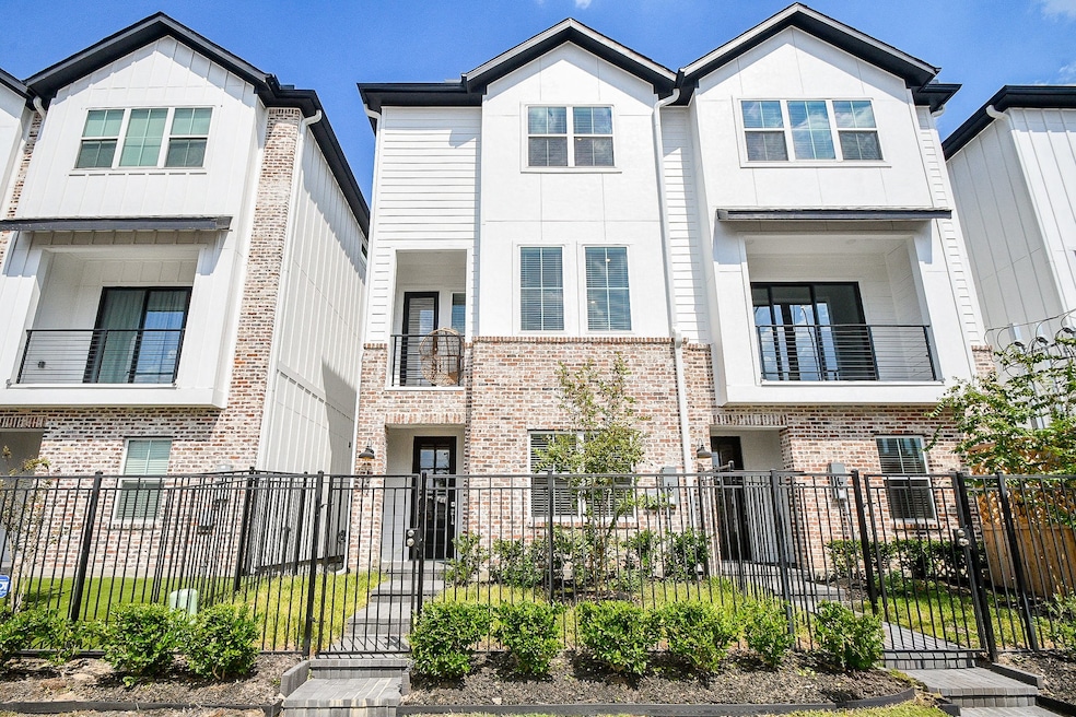 For Rent $4,000/month