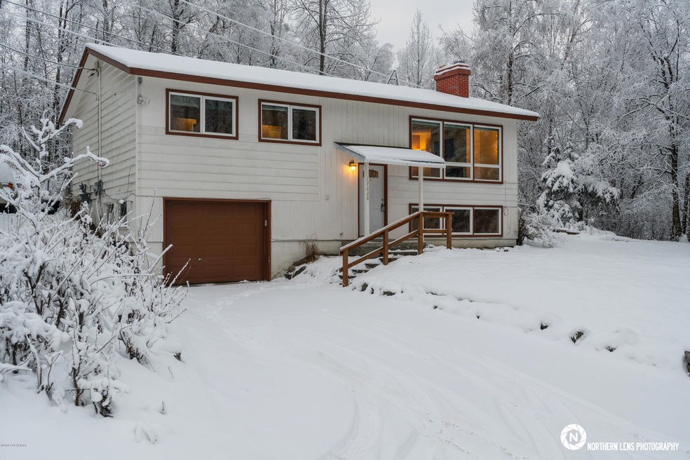 Eagle River Exterior_4
