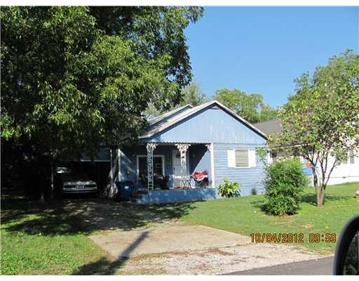 911 N Main St, Bentonville, AR 72712 - photo 1