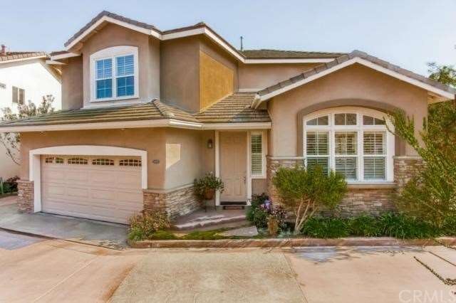 Welcome to this single family, detached home in a 