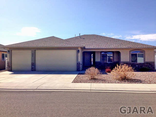 2935 Whitney Ln, Grand Junction, CO 81504 - photo 1
