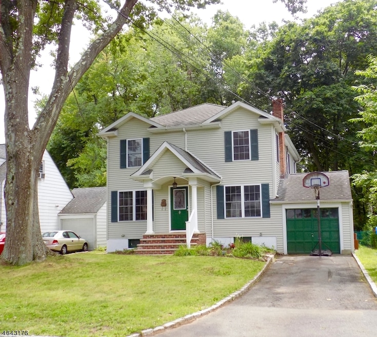 35 W Cedar St, Livingston, NJ 07039 - photo 1