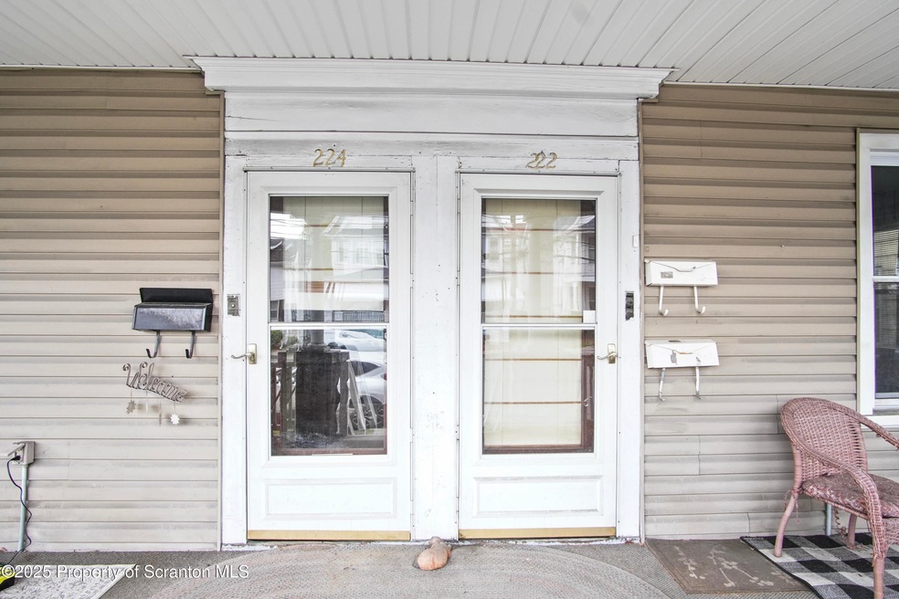 222 Prospect Ave unit 2nd floor, Scranton, PA 18505 - photo 1