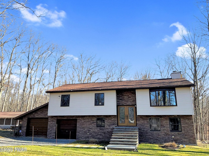 135 Cloud Crest Dr, Hawley, PA 18428 - photo 1