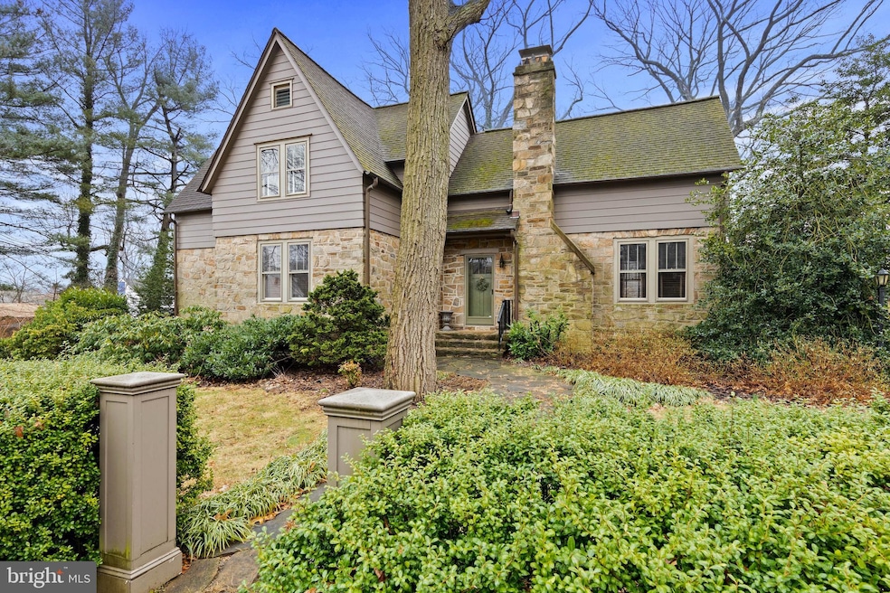 14 Woodland Ave, Malvern, PA 19355 - photo 1