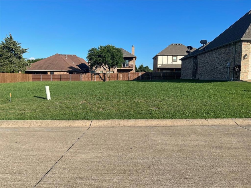 1705 Prestwick Ln, Ennis, TX 75119 - photo 1